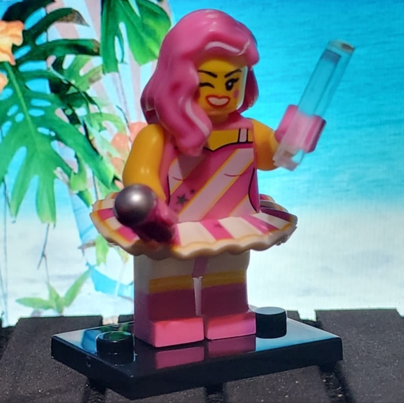 LEGO Movie Hula Hawaii Girls Rock Band custom pad printed - Picture 13 of 13